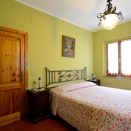 Le Querce Di Assisi Hostal Piano Delle Pieve Exterior foto